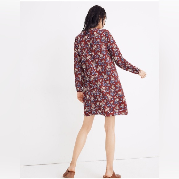 Madewell Button-Back Dress in Antique Flora - Picture 3 of 9